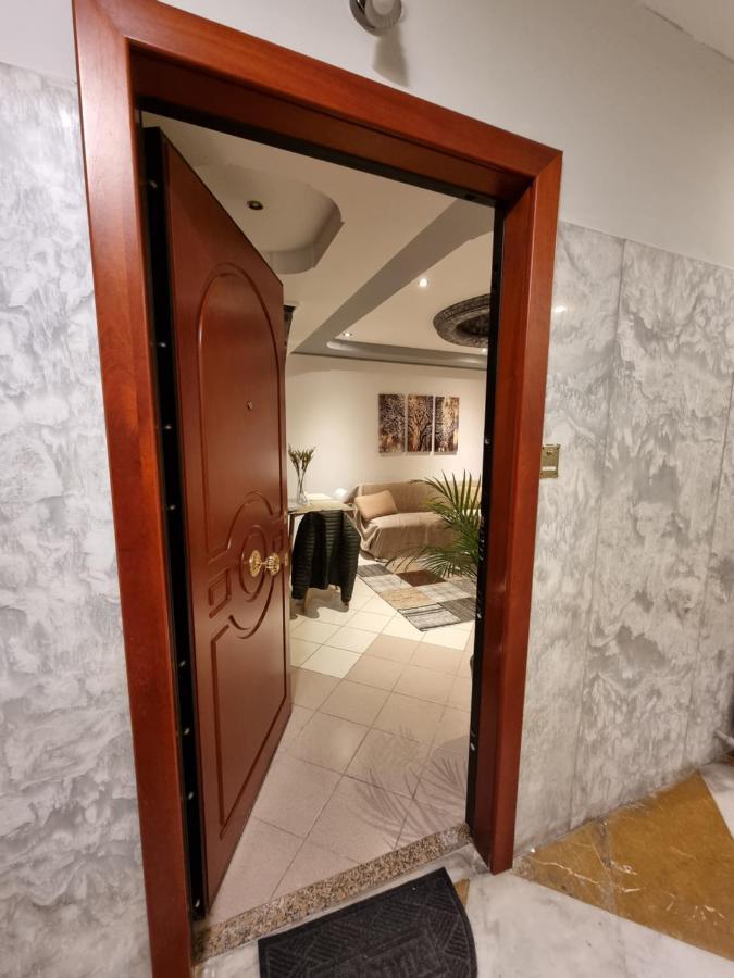 Arman Group Atenas Exterior foto